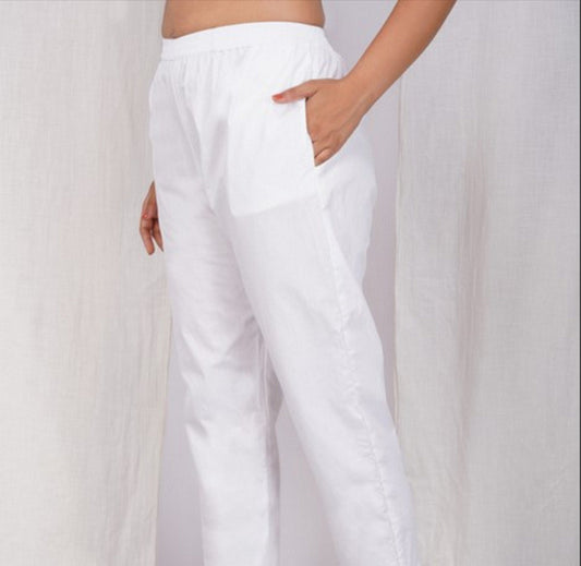 Women Solid White Cotton Scalloped pants